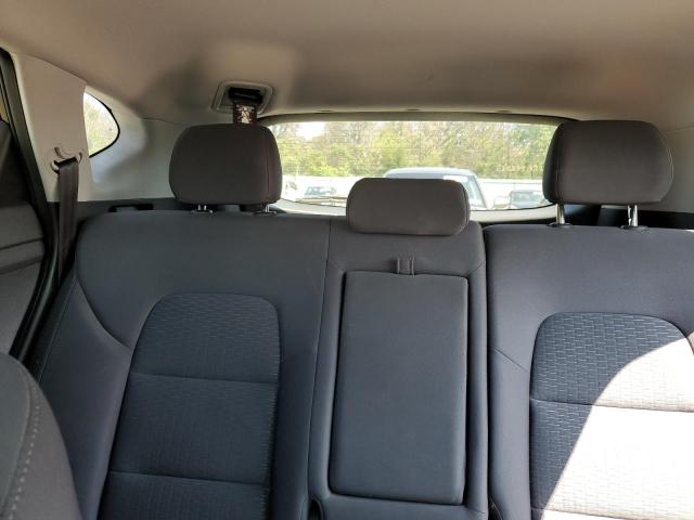 Photo 10 from auction – 2019 HYUNDAI TUCSON SE with VIN KM8J2CA49KU010373