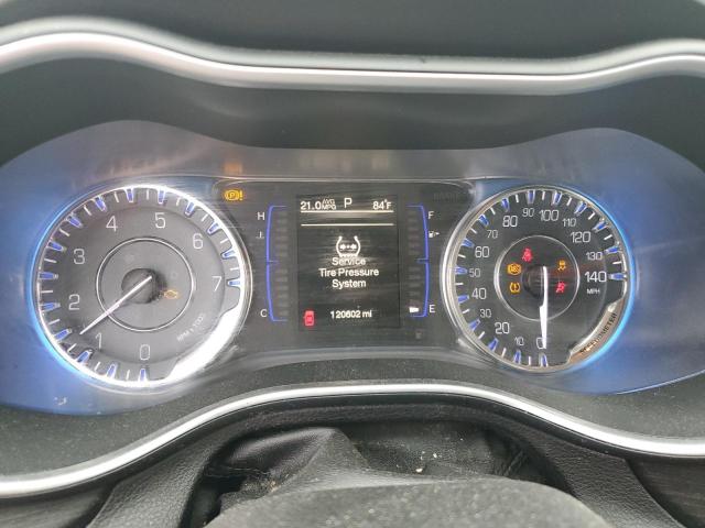 Photo 9 from auction – 2015 CHRYSLER 200 LIMITE with VIN 1C3CCCAB5FN684601