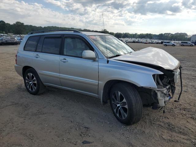 Photo 4 from auction – 2004 TOYOTA HIGHLANDER with VIN JTEGD21A240084684