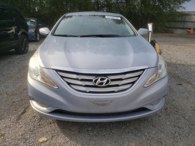Photo 5 from auction – 2012 HYUNDAI SONATA SE with VIN 5NPEC4AC1CH446274
