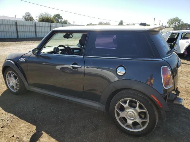 Photo 2 from auction – 2007 MINI COOPER S with VIN WMWMF73577TL86700