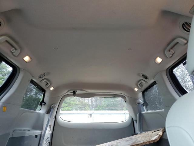 Photo 10 from auction – 2011 TOYOTA SIENNA XLE with VIN 5TDDK3DC4BS006756