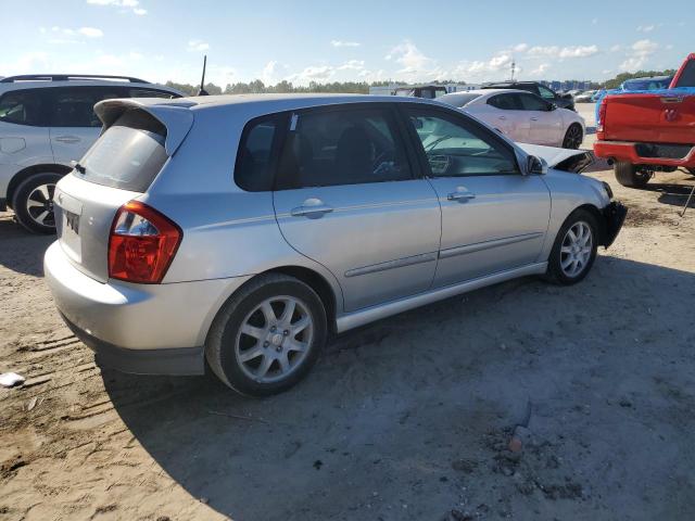 Photo 3 from auction – 2006 KIA SPECTRA5 with VIN KNAFE161965323828