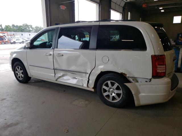 Photo 2 from auction – 2010 CHRYSLER TOWN & COU with VIN 2A4RR5D11AR153386