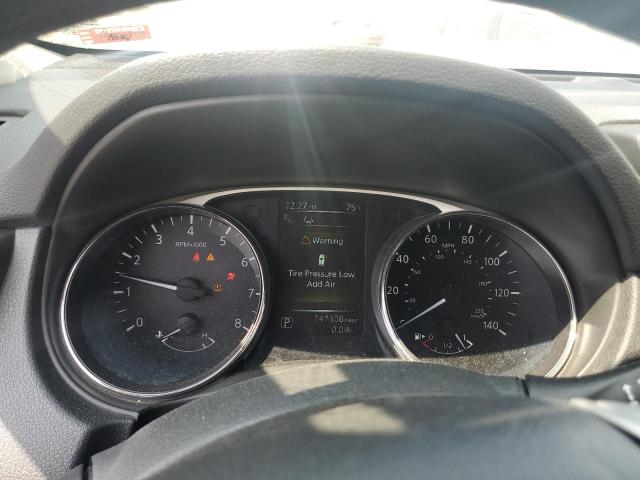 Photo 9 from auction – 2015 NISSAN ROGUE S with VIN 5N1AT2MV0FC809787