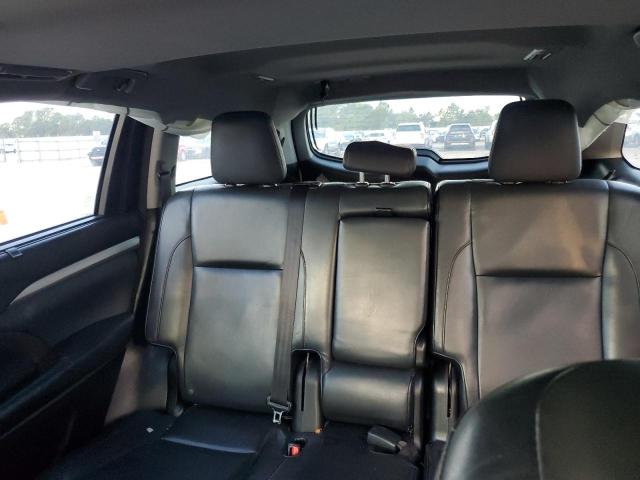 Photo 10 from auction – 2015 TOYOTA HIGHLANDER with VIN 5TDJKRFH2FS190860