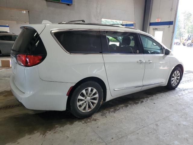 Photo 3 from auction – 2018 CHRYSLER PACIFICA T with VIN 2C4RC1EG6JR111170