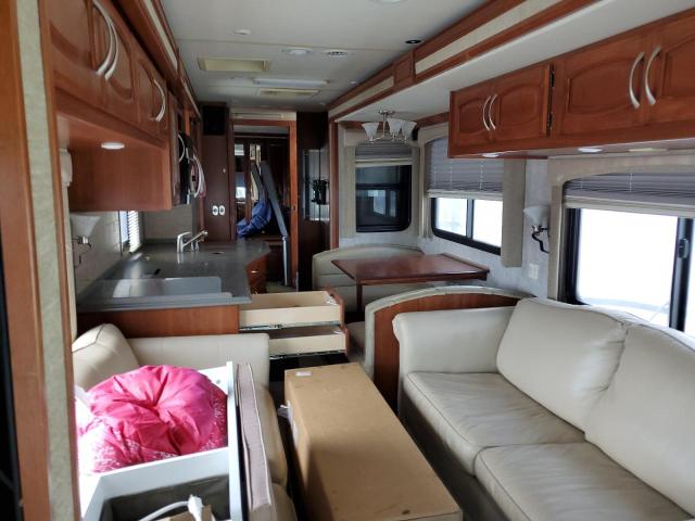 Photo 6 from auction – 2006 FREIGHTLINER CHASSIS X with VIN 4UZACJDC46CW82714