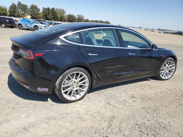 Photo 3 from auction – 2018 TESLA MODEL 3 with VIN 5YJ3E1EB5JF111774