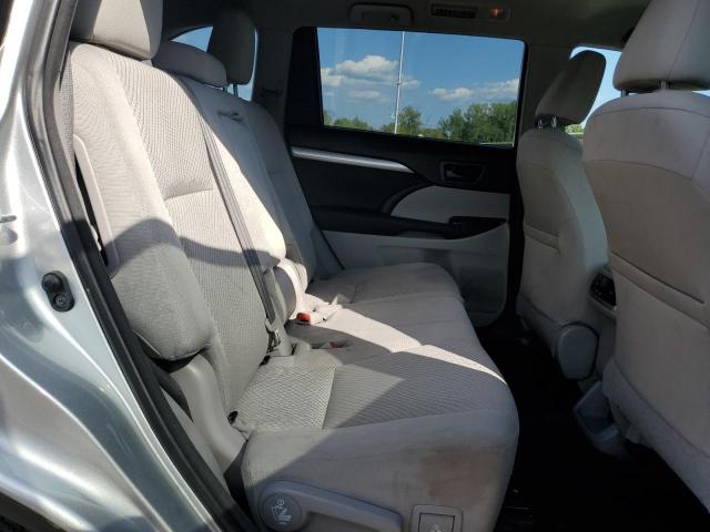 Photo 11 from auction – 2017 TOYOTA HIGHLANDER with VIN 5TDBZRFH4HS484327