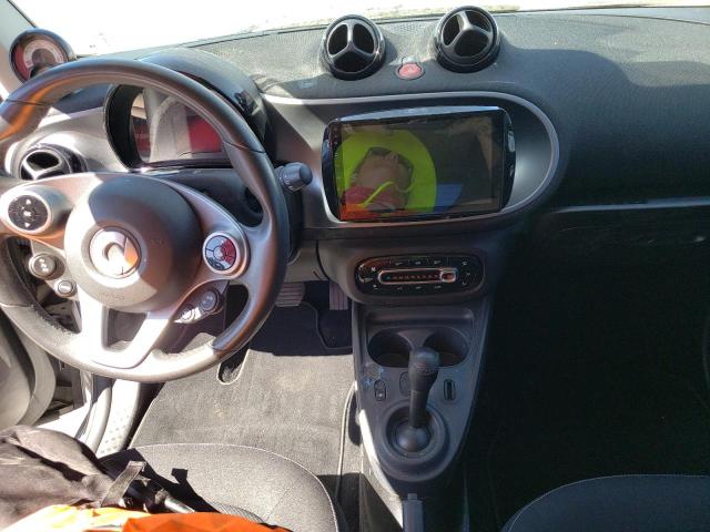 Photo 8 from auction – 2017 SMART FORTWO with VIN WMEFJ9BA8HK229027