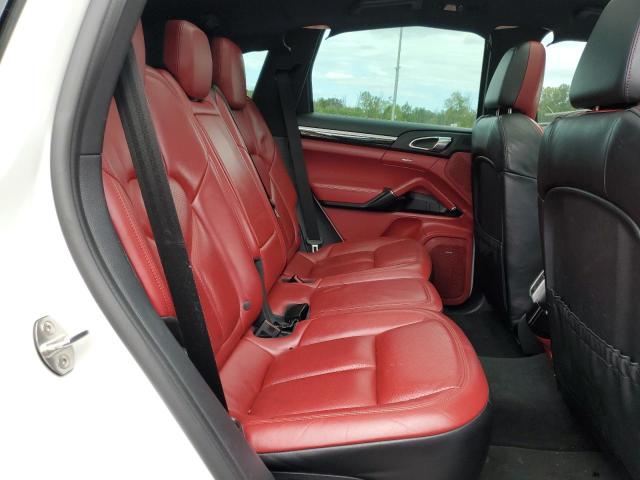 Photo 11 from auction – 2017 PORSCHE CAYENNE with VIN WP1AA2A22HKA90747