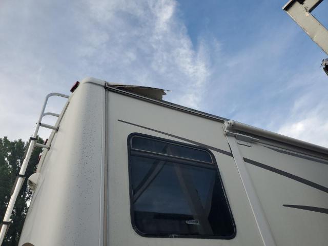 Photo 9 from auction – 2004 WINO MOTORHOME with VIN 5B4MP67G443394471