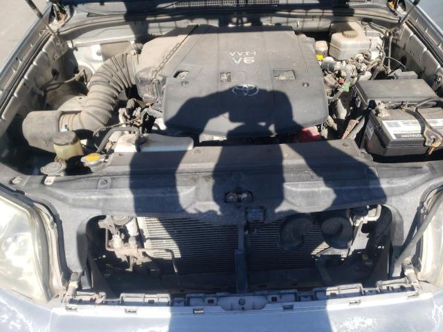 Photo 12 from auction – 2004 TOYOTA 4RUNNER SR with VIN JTEZU14R640033788