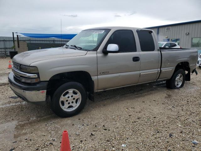 CHEVROLET SILVERADO 2000 with VIN 1GCEC19T8YZ341573 - Photo from auction