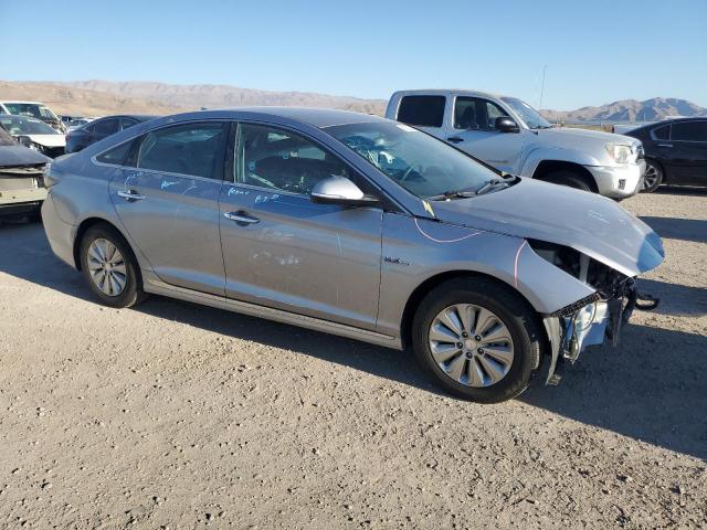 Photo 4 from auction – 2016 HYUNDAI SONATA HYB with VIN KMHE24L11GA040339