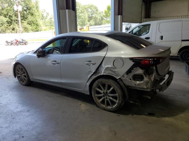 Photo 2 from auction – 2018 MAZDA 3 TOURING with VIN 3MZBN1V31JM213408
