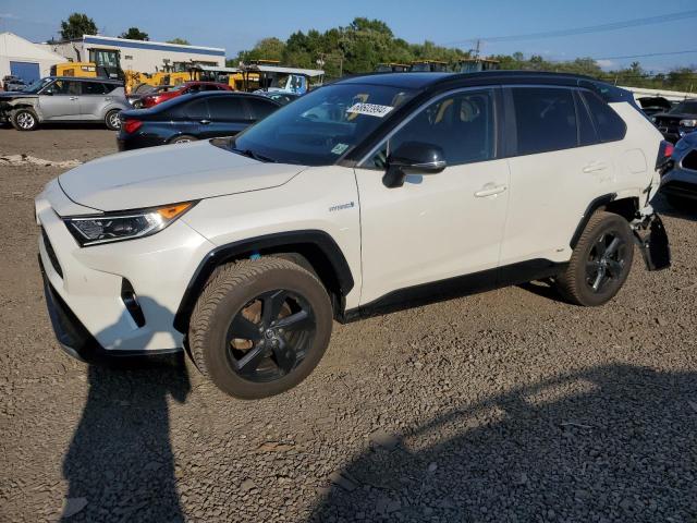 TOYOTA RAV4 XSE 2020 with VIN 2T3EWRFV3LW083953 - Photo from auction