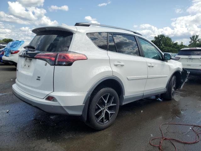 Photo 3 from auction – 2017 TOYOTA RAV4 SE with VIN 2T3JFREV8HW693659