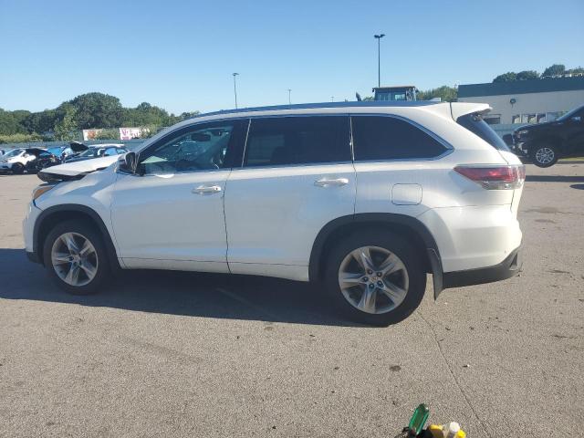 Photo 2 from auction – 2015 TOYOTA HIGHLANDER with VIN 5TDDKRFH9FS197947