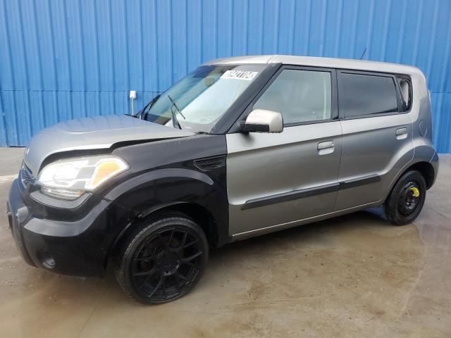 KIA SOUL + 2010 with VIN KNDJT2A27A7177533 - Photo from auction