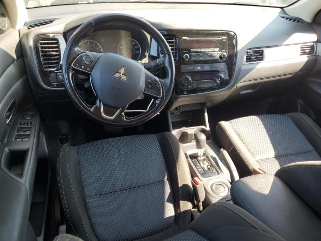 Photo 8 from auction – 2016 MITSUBISHI OUTLANDER with VIN JA4AD2A33GZ064045