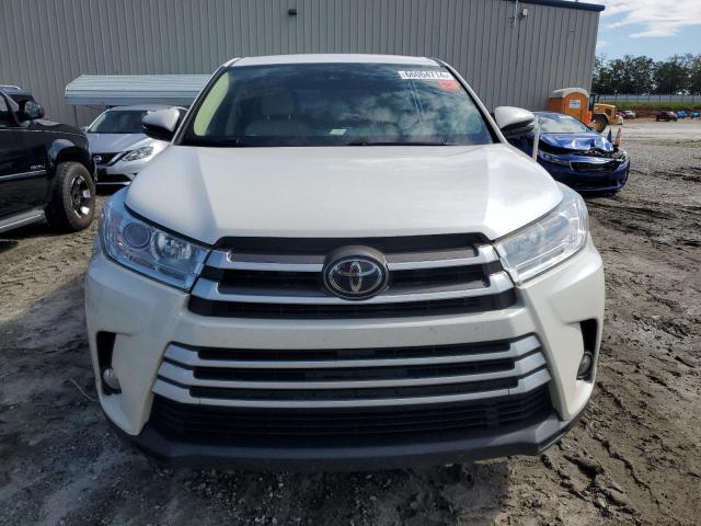Foto 5 de la subasta – 2018 TOYOTA HIGHLANDER con VIN 5TDBZRFH9JS895521