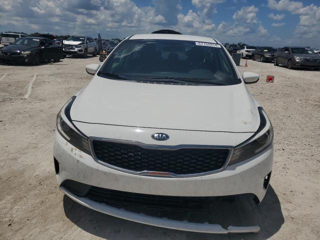 Photo 5 from auction – 2017 KIA FORTE LX with VIN 3KPFK4A79HE018202