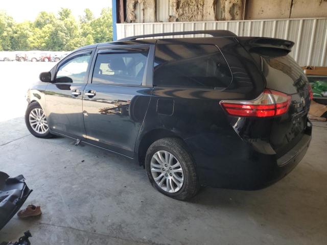 Photo 2 from auction – 2017 TOYOTA SIENNA XLE with VIN 5TDYZ3DC4HS892678