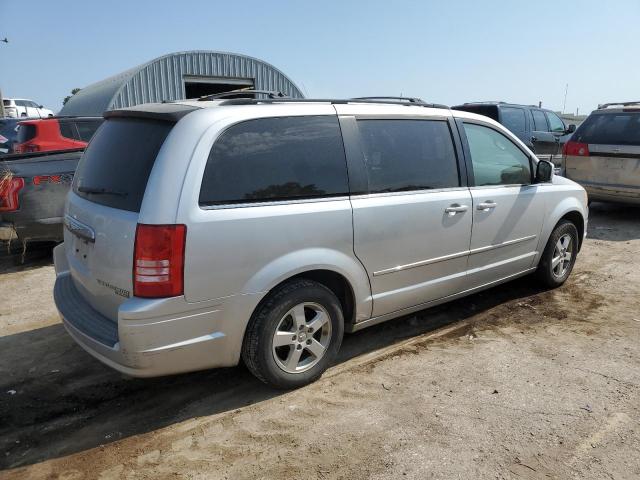 Photo 3 from auction – 2010 CHRYSLER TOWN & COU with VIN 2A4RR5D19AR450809