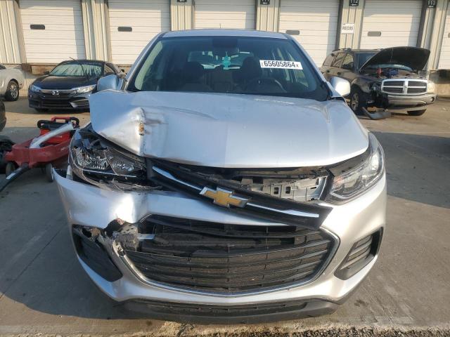 Photo 5 from auction – 2017 CHEVROLET TRAX LS with VIN KL7CJKSB2HB215333