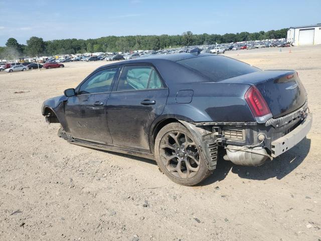 Photo 2 from auction – 2019 CHRYSLER 300 TOURIN with VIN 2C3CCAAG5KH579611