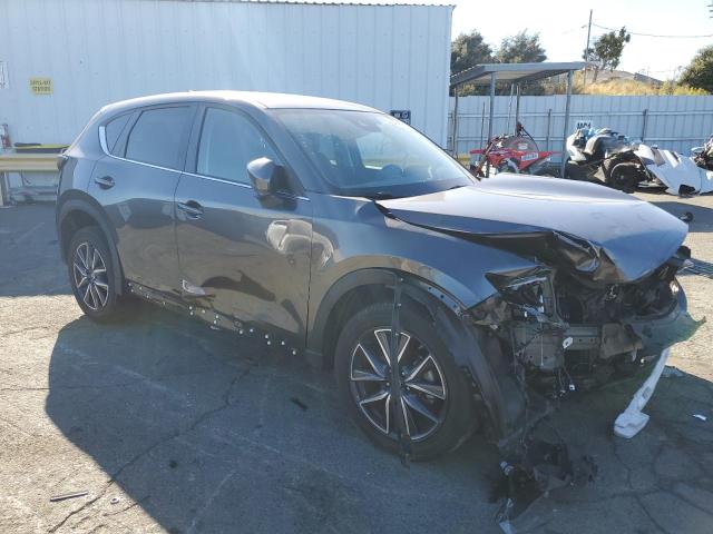 Photo 4 from auction – 2018 MAZDA CX-5 TOURI with VIN JM3KFACM8J1440420