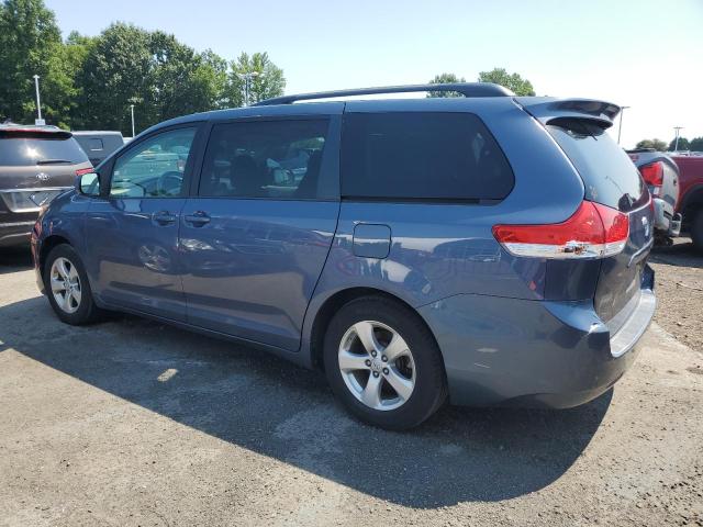 Photo 2 from auction – 2014 TOYOTA SIENNA LE with VIN 5TDKK3DC2ES484086