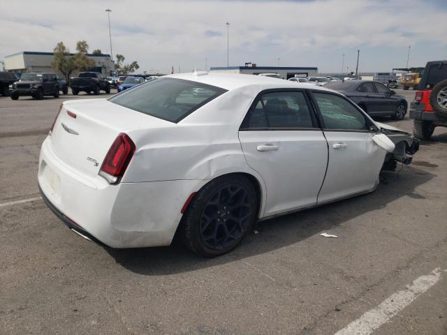 Photo 3 from auction – 2019 CHRYSLER 300 S with VIN 2C3CCABG3KH682802