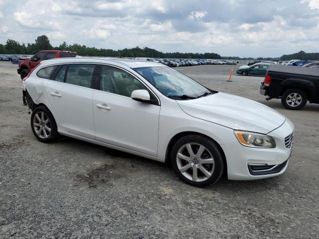 Photo 4 from auction – 2016 VOLVO V60 T5 PRE with VIN YV140MEK3G1293135
