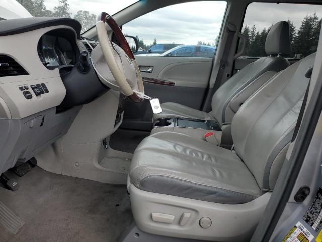 Photo 7 from auction – 2011 TOYOTA SIENNA XLE with VIN 5TDYK3DC6BS062375