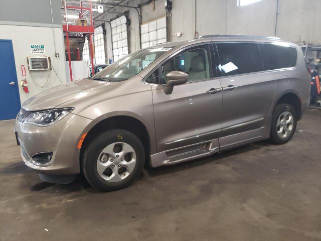 CHRYSLER PACIFICA T 2017 with VIN 2C4RC1EG9HR804311 - Photo from auction