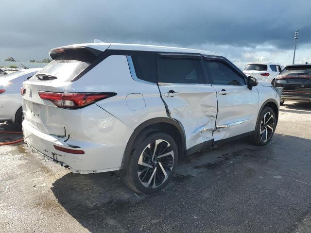 Photo 3 from auction – 2022 MITSUBISHI OUTLANDER with VIN JA4J3TA85NZ037155
