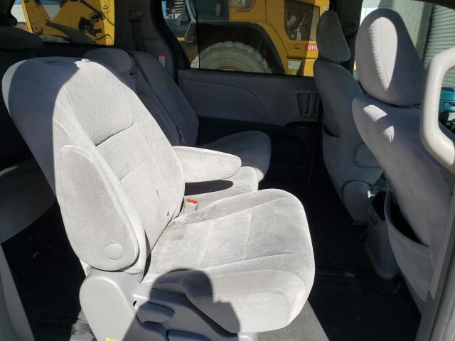 Photo 11 from auction – 2015 TOYOTA SIENNA LE with VIN 5TDKK3DC3FS654473