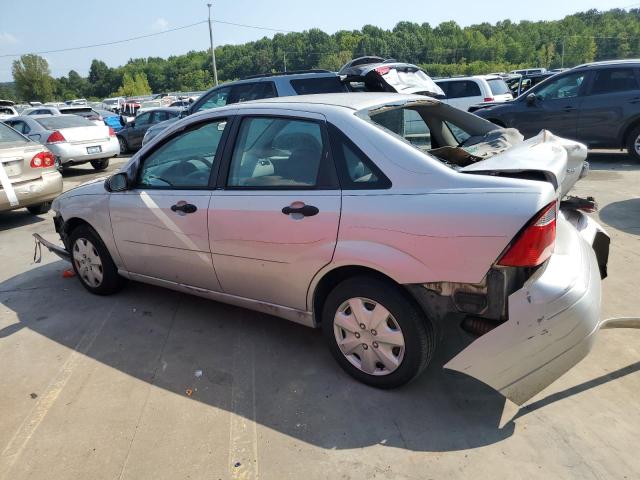 Photo 2 from auction – 2005 FORD FOCUS ZX4 with VIN 1FAFP34N05W204188