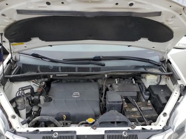 Photo 12 from auction – 2016 TOYOTA SIENNA XLE with VIN 5TDDK3DC1GS128918