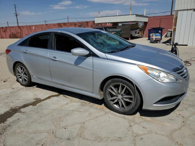 Photo 4 from auction – 2014 HYUNDAI SONATA GLS with VIN 5NPEB4AC8EH866300