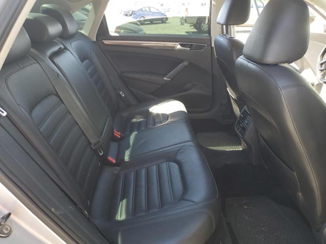 Photo 10 from auction – 2016 VOLKSWAGEN PASSAT SEL with VIN 1VWCT7A34GC069639