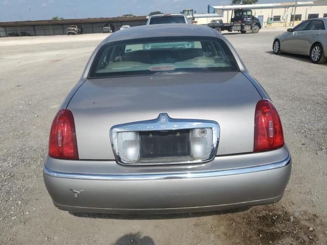 صورة رقم 6 من المزاد - 2000 LINCOLN TOWN CAR E مع VIN 1LNHM81W6YY891042