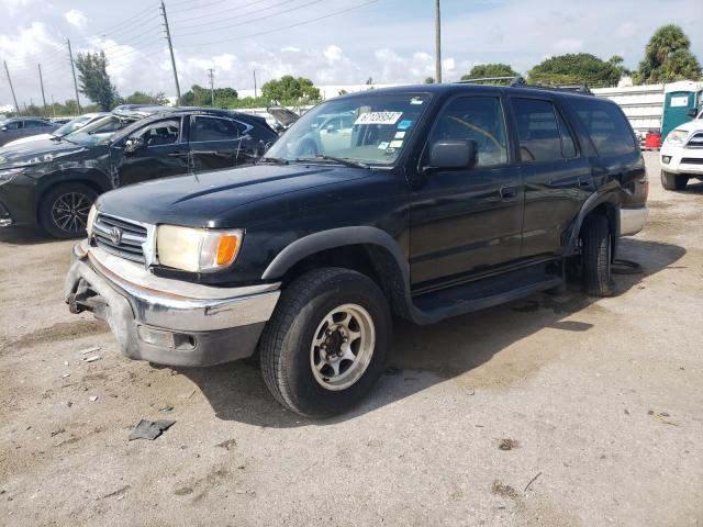 TOYOTA 4RUNNER SR 1999 with VIN JT3GN86R8X0130370 - Photo from auction