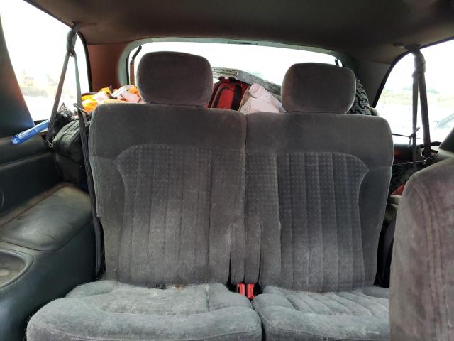 Photo 10 from auction – 2001 CHEVROLET BLAZER with VIN 1GNCS18W31K190749