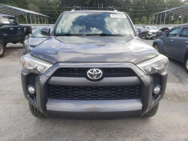 Photo 5 from auction – 2018 TOYOTA 4RUNNER SR with VIN JTEBU5JR4J5542967