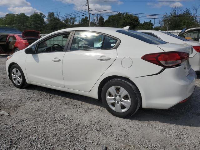Photo 2 from auction – 2017 KIA FORTE LX with VIN 3KPFK4A70HE081947