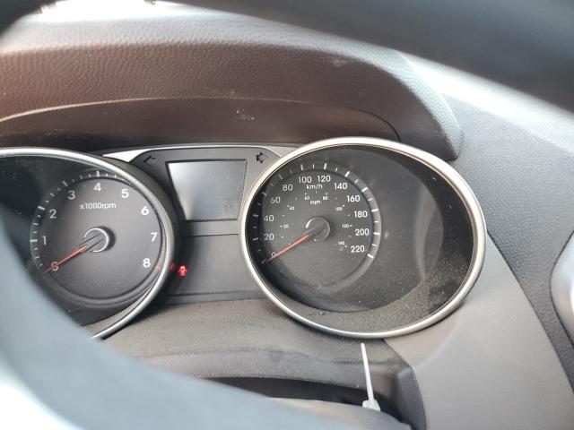Photo 9 from auction – 2011 HYUNDAI TUCSON GL with VIN KM8JTCAC6BU209384